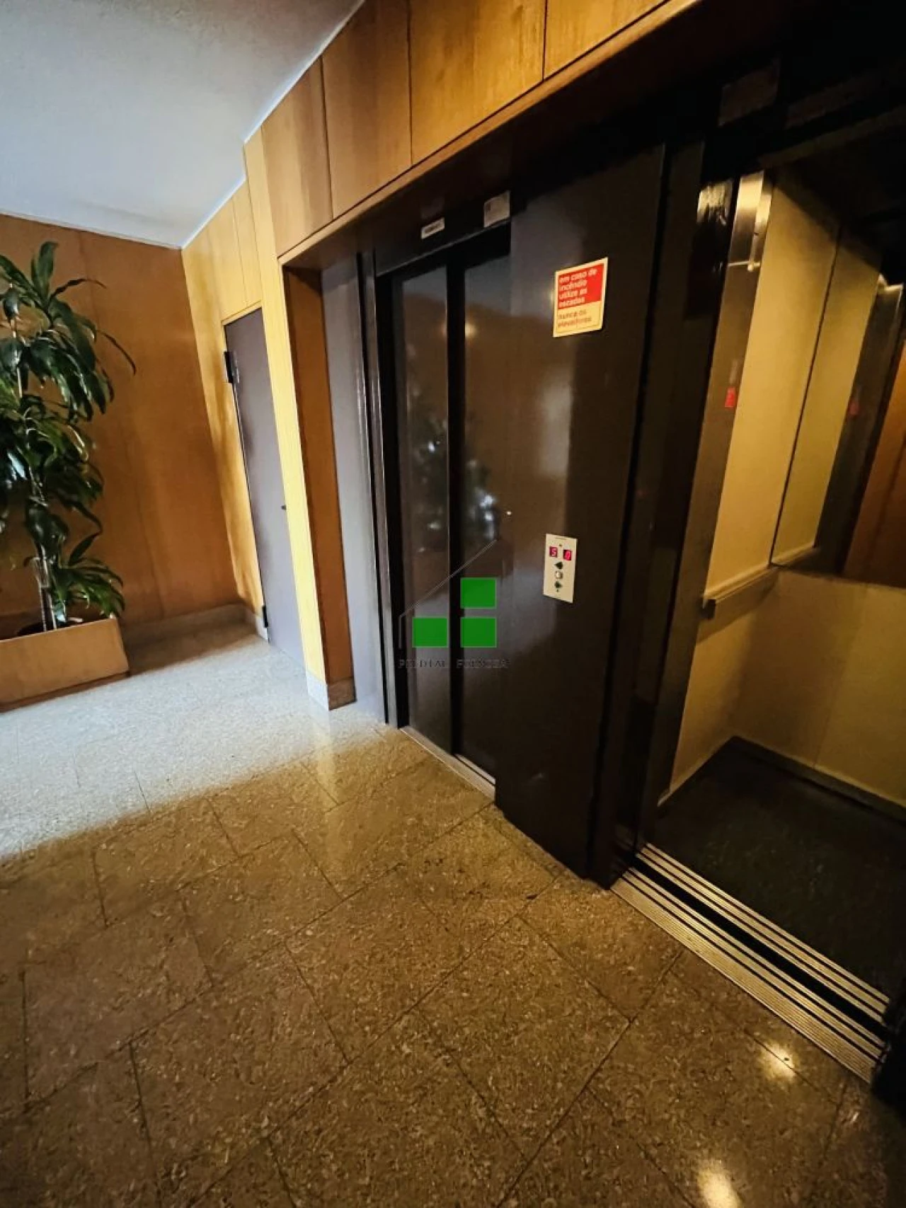 Apartamento T3 para Venda em Cedofeita, Santo Ildefonso, Sé, Miragaia, São Nicolau e Vitória Foto 17