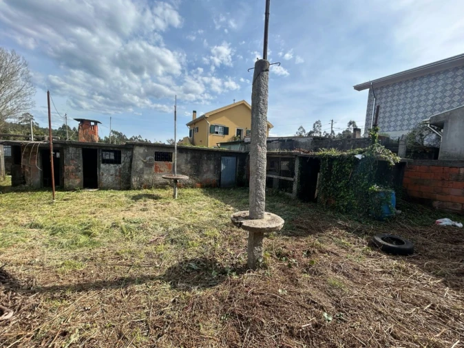 Moradia T4 para Venda em Madalena Foto 9