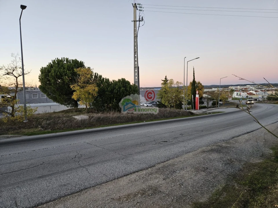 Terreno para Venda em Reguengos de Monsaraz Foto 11