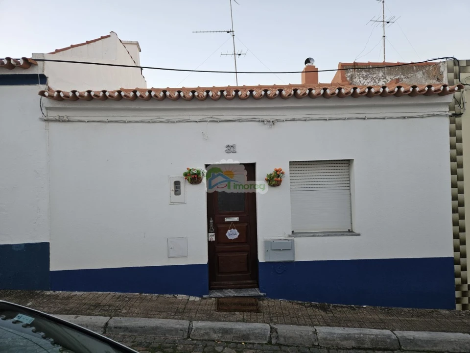 Moradia T3 para Venda em Reguengos de Monsaraz Foto 1