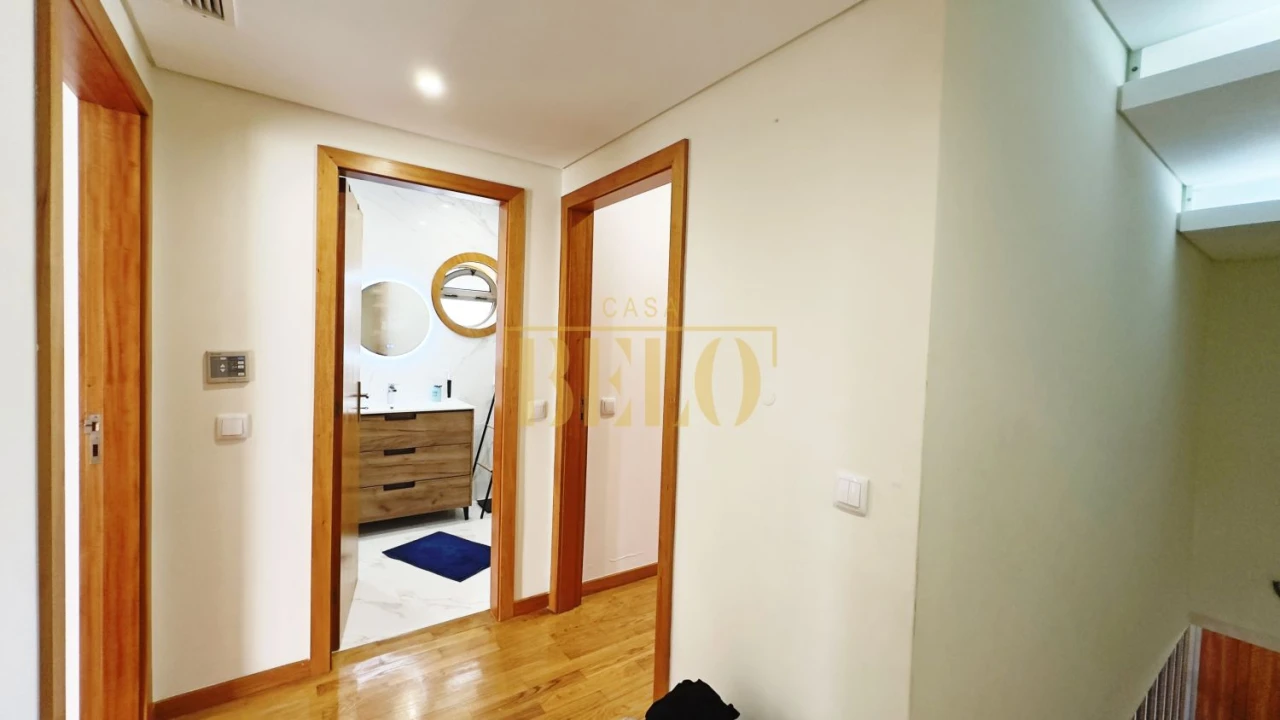 Apartamento T2 para Venda em Alfena Foto 17