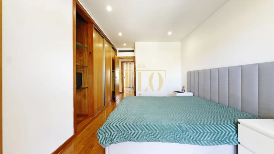 Apartamento T2 para Venda em Alfena Foto 19