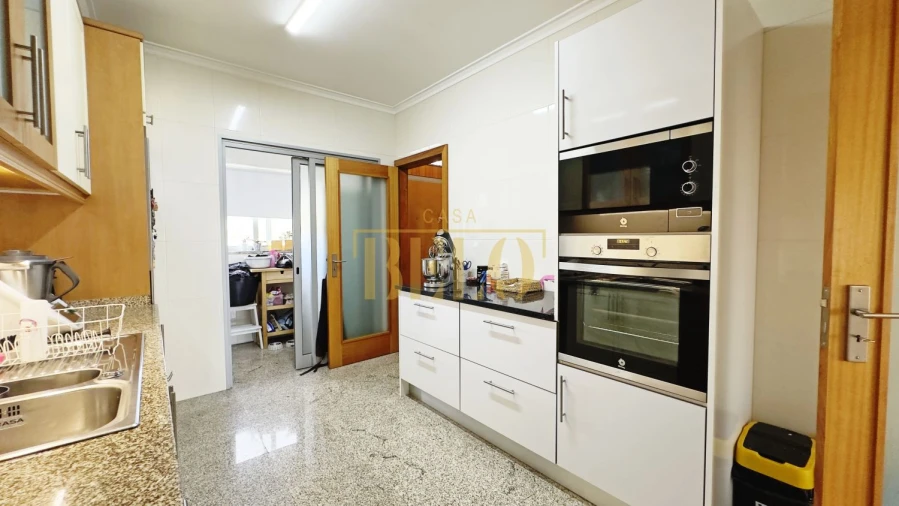 Apartamento T2 para Venda em Alfena Foto 10