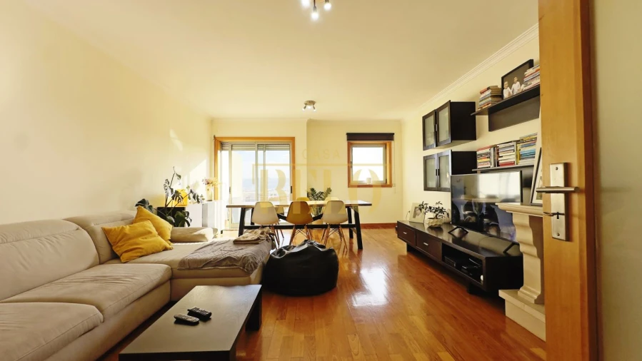 Apartamento T2 para Venda em Alfena Foto 2