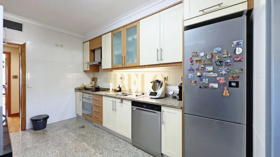 Apartamento T2 para Venda em Alfena Foto 11