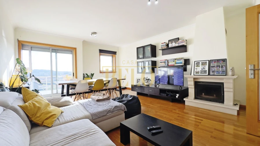 Apartamento T2 para Venda em Alfena Foto 1