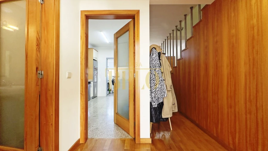 Apartamento T2 para Venda em Alfena Foto 8