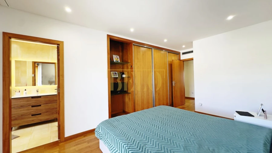 Apartamento T2 para Venda em Alfena Foto 20