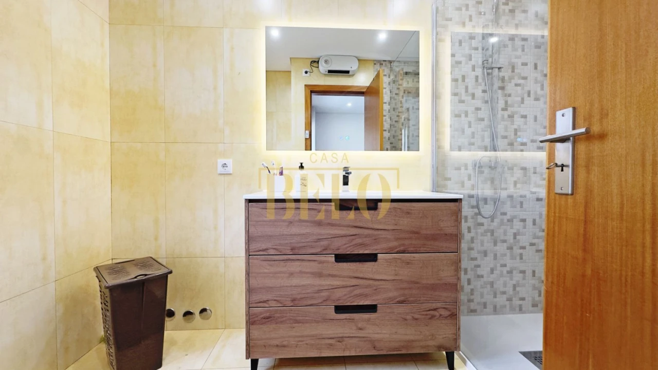 Apartamento T2 para Venda em Alfena Foto 21