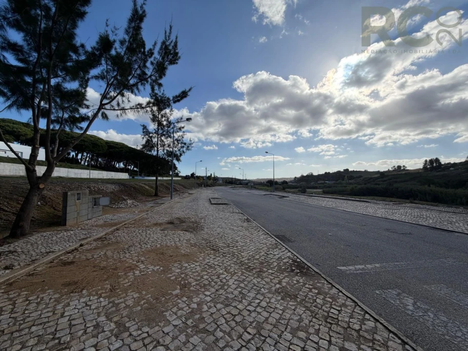 Terreno para Venda em Aldeia Galega da Merceana e Aldeia Gavinha Foto 7