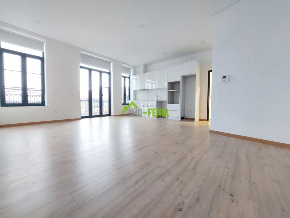 Apartamento T2 para Venda em Ovar, São João, Arada e São Vicente de Pereira Jusã Foto 1