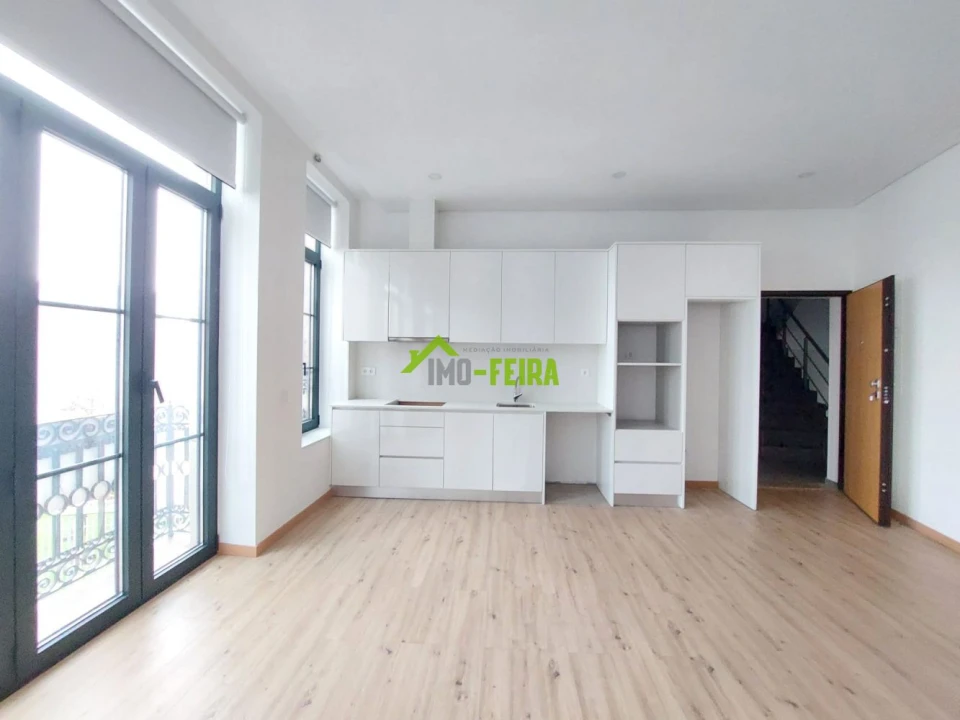 Apartamento T2 para Venda em Ovar, São João, Arada e São Vicente de Pereira Jusã Foto 3