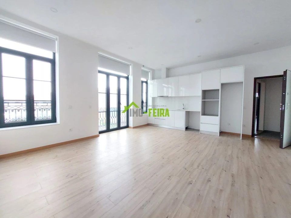 Apartamento T2 para Venda em Ovar, São João, Arada e São Vicente de Pereira Jusã Foto 2