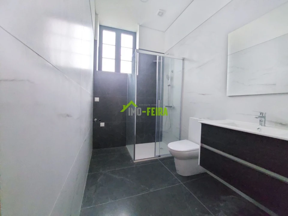 Apartamento T2 para Venda em Ovar, São João, Arada e São Vicente de Pereira Jusã Foto 10