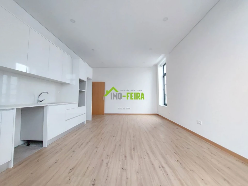 Apartamento T2 para Venda em Ovar, São João, Arada e São Vicente de Pereira Jusã Foto 2