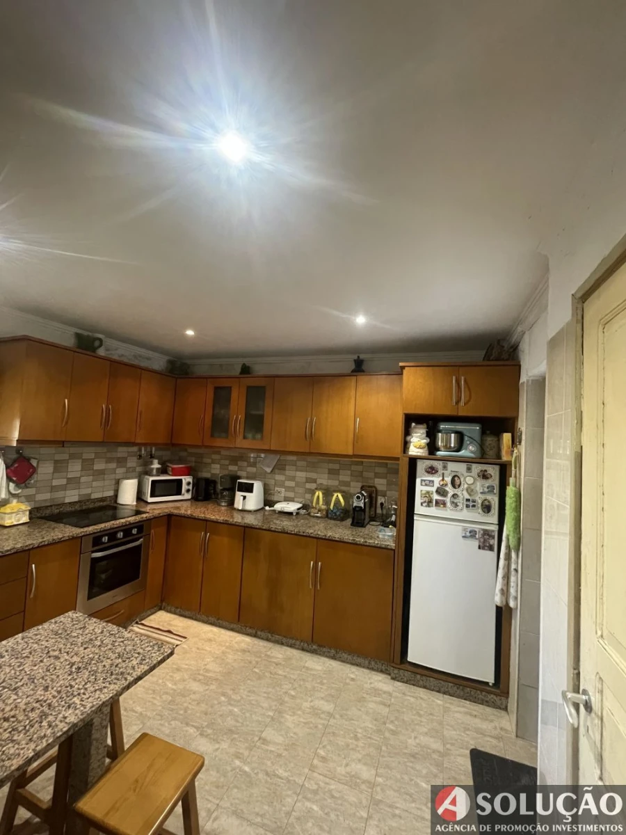 Moradia T4 para Venda em Resende Foto 22