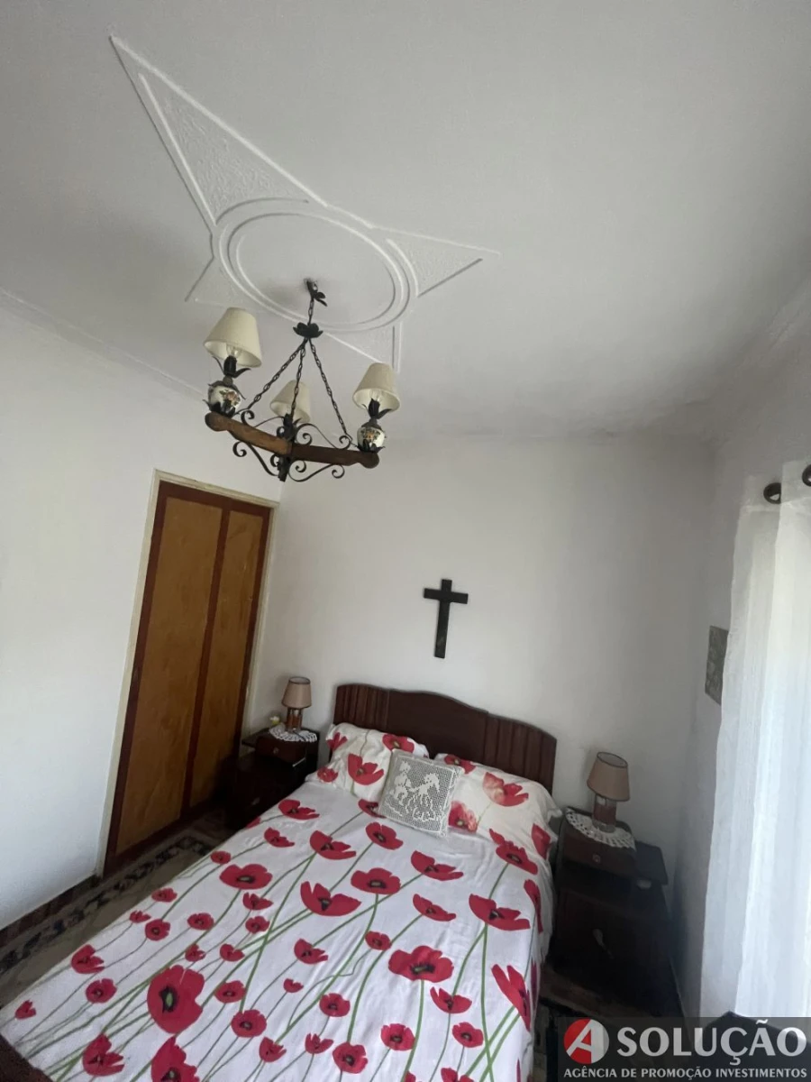 Moradia T4 para Venda em Resende Foto 33