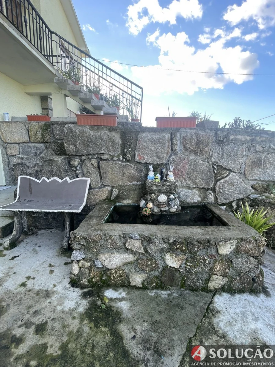 Moradia T4 para Venda em Resende Foto 13