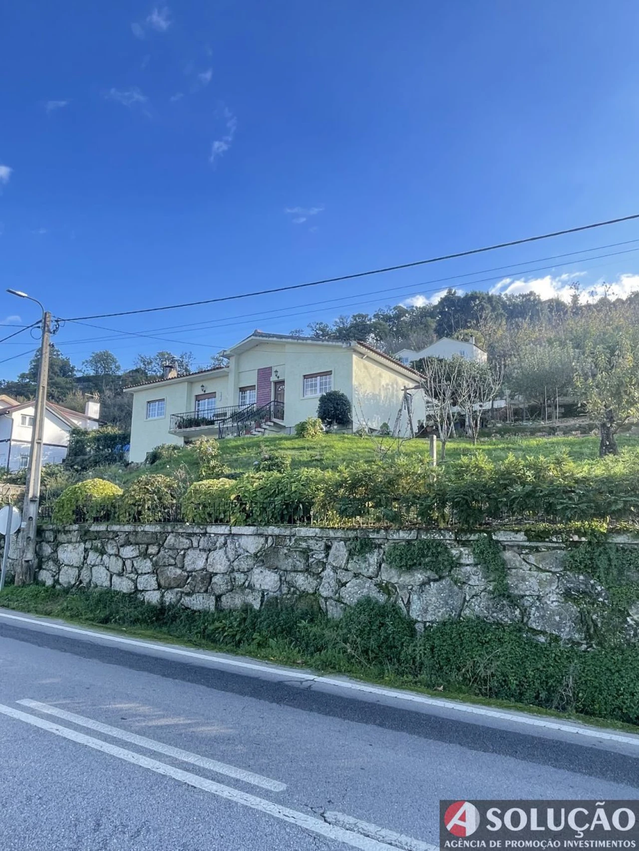 Moradia T4 para Venda em Resende Foto 1