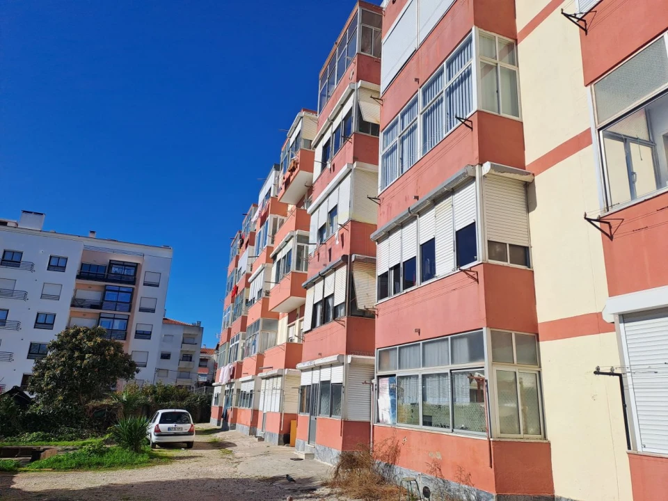 Apartamento T2 para Venda em Agualva e Mira-Sintra Foto 20