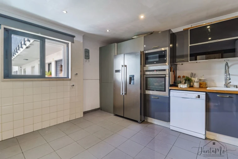 Apartamento T4 para Venda em Santa Clara Foto 7