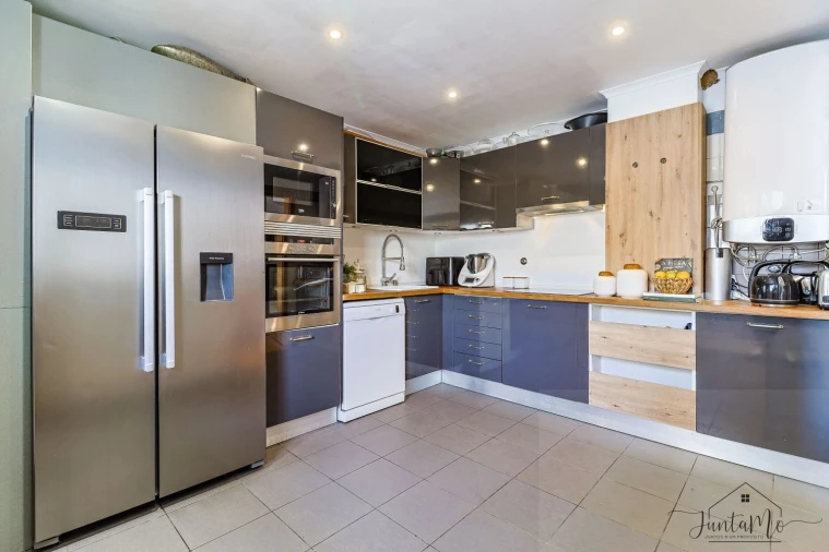 Apartamento T4 para Venda em Santa Clara Foto 5