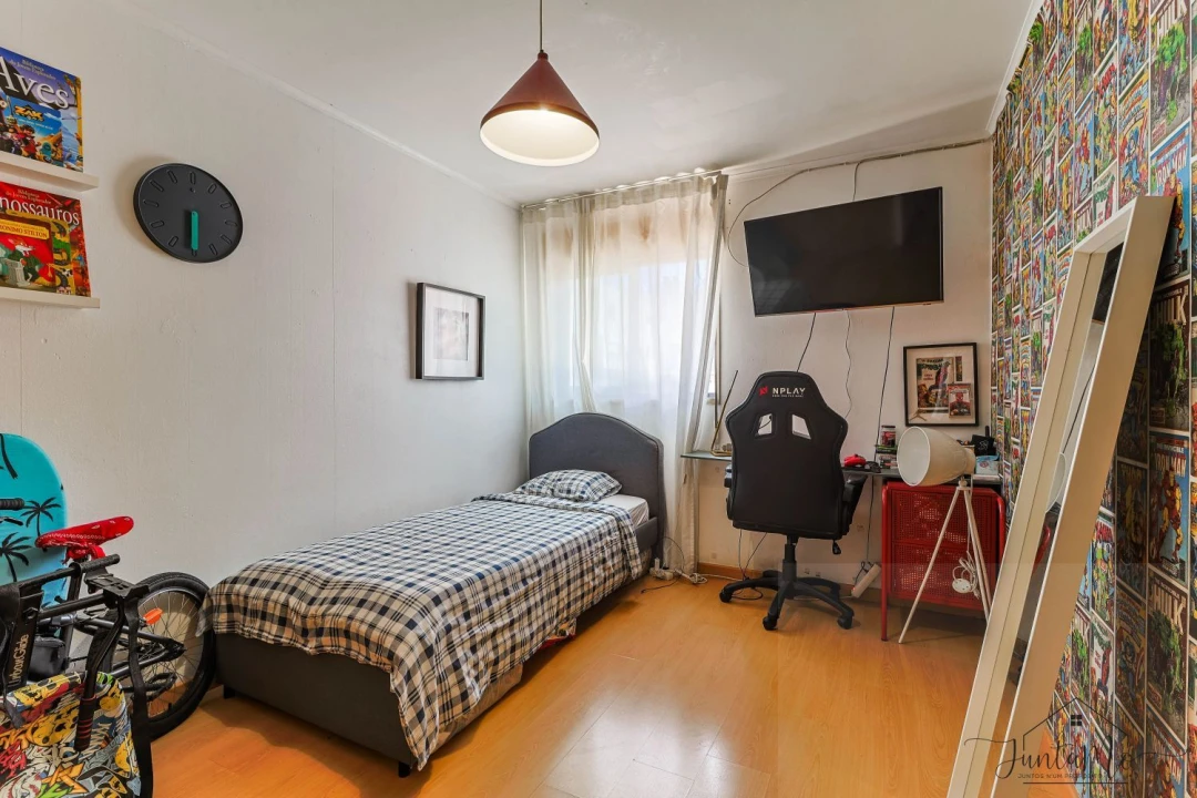 Apartamento T4 para Venda em Santa Clara Foto 15