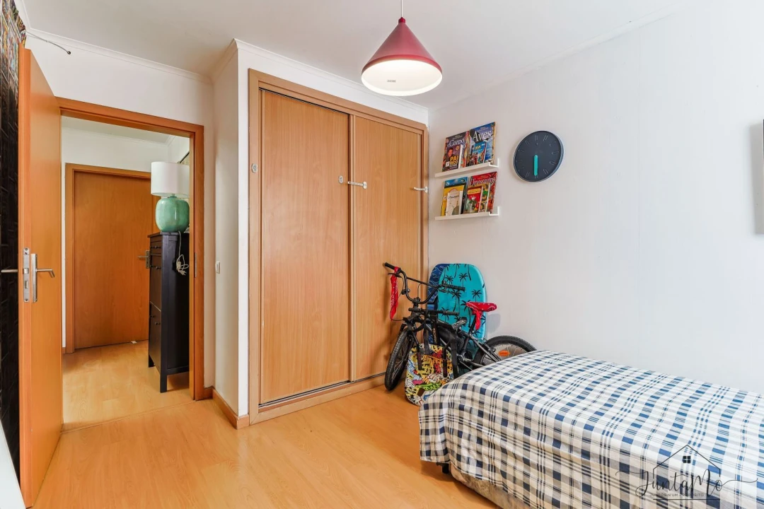 Apartamento T4 para Venda em Santa Clara Foto 17