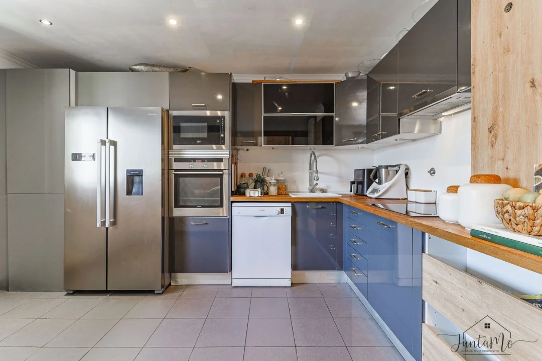 Apartamento T4 para Venda em Santa Clara Foto 6