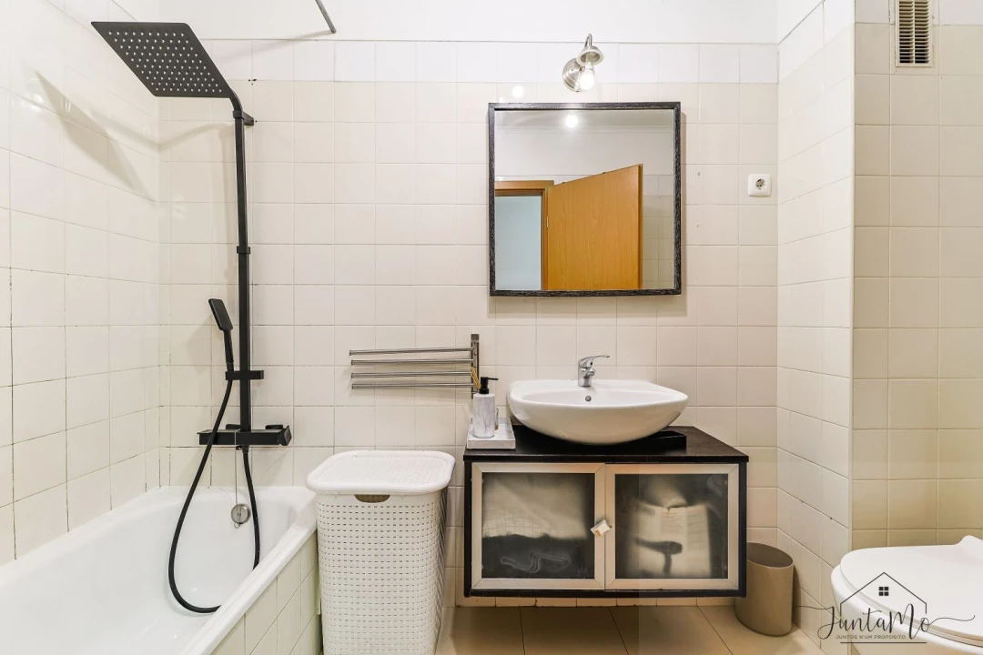 Apartamento T4 para Venda em Santa Clara Foto 19