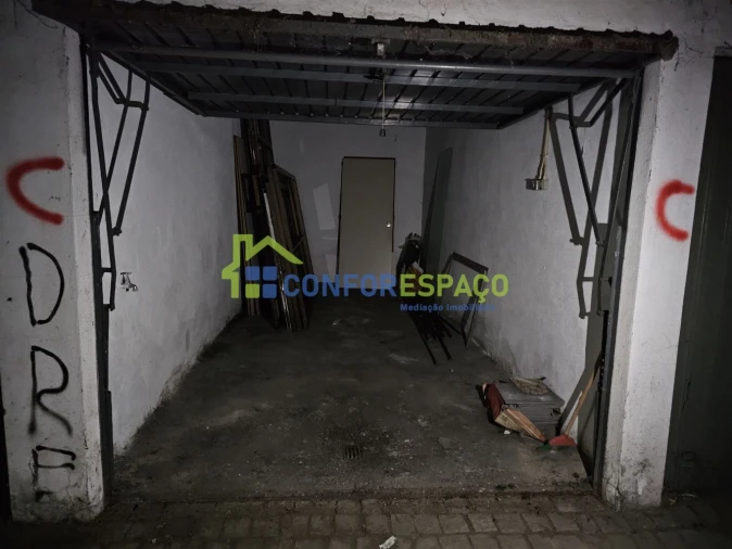 Garagem para Venda em Castelo Branco Foto 2