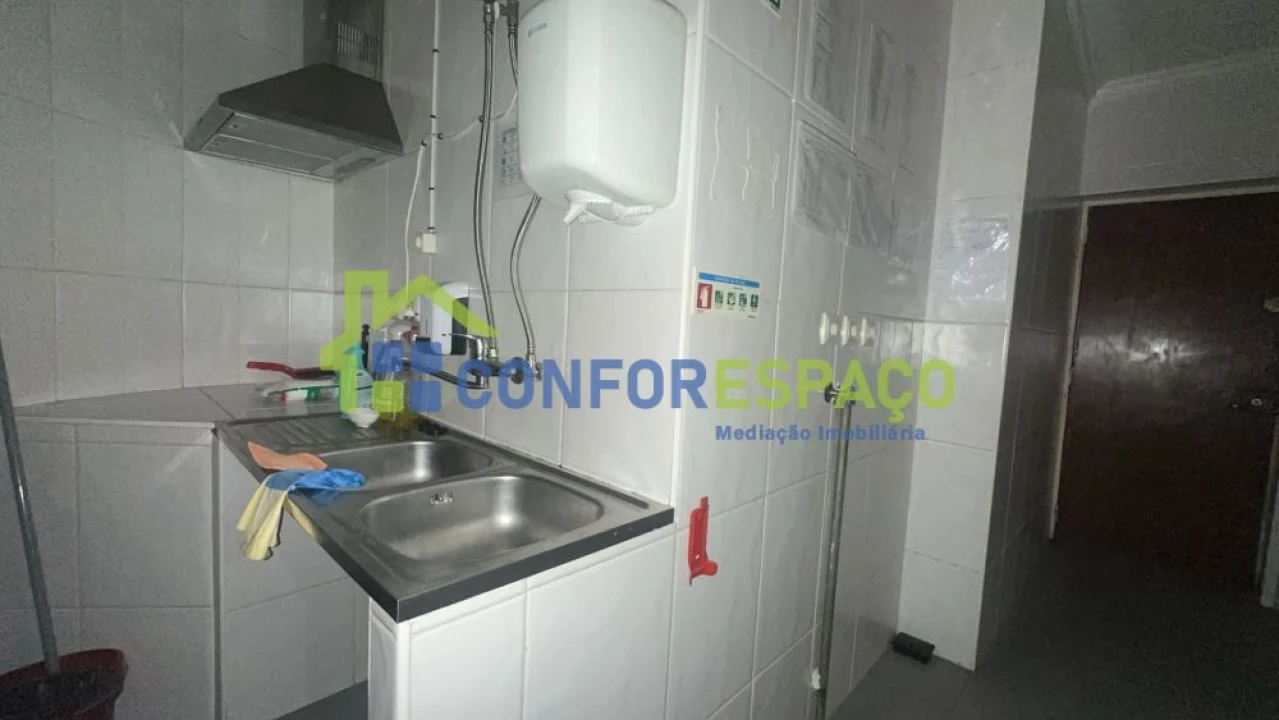 Loja para Venda em Castelo Branco Foto 18