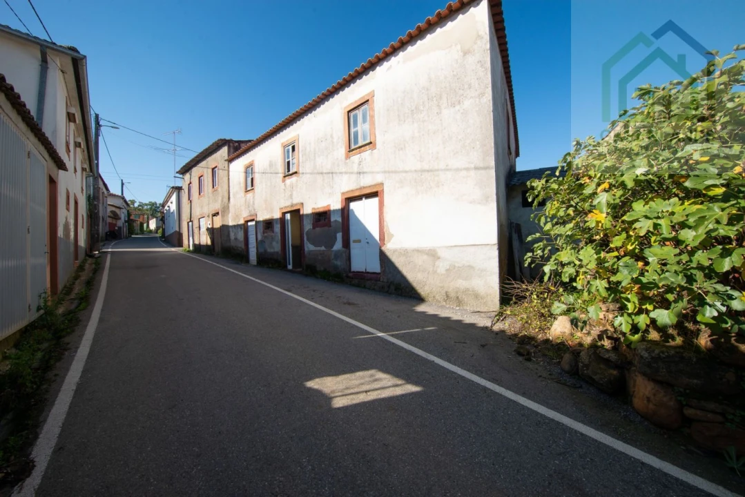 Moradia T4 para Venda em Pombeiro da Beira Foto 2