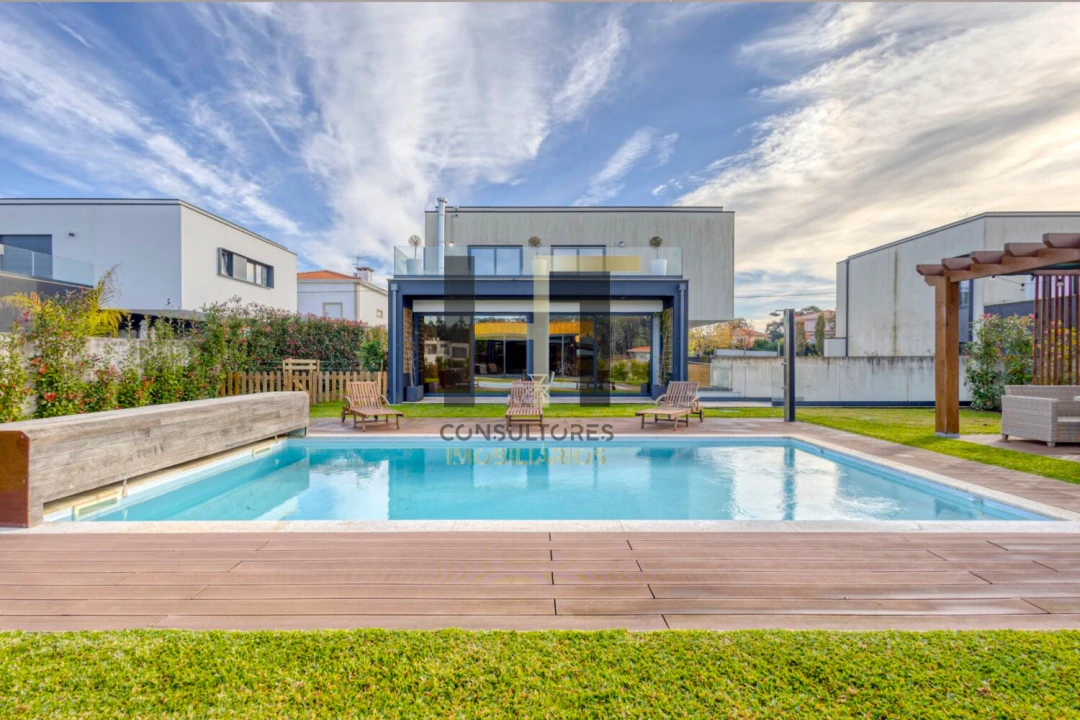 Moradia T3 para Venda em Muro Foto 1