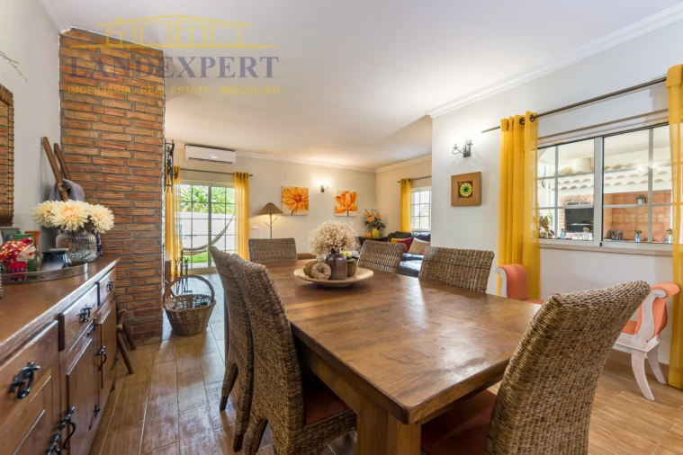 Moradia T4 para Venda em Albufeira e Olhos de Água Foto 9