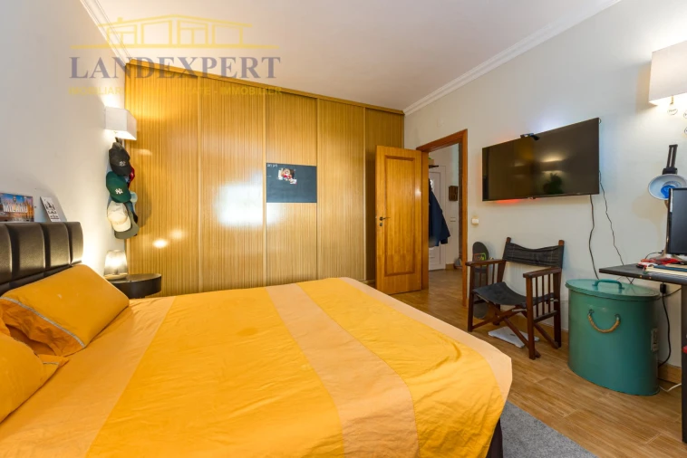 Moradia T4 para Venda em Albufeira e Olhos de Água Foto 27