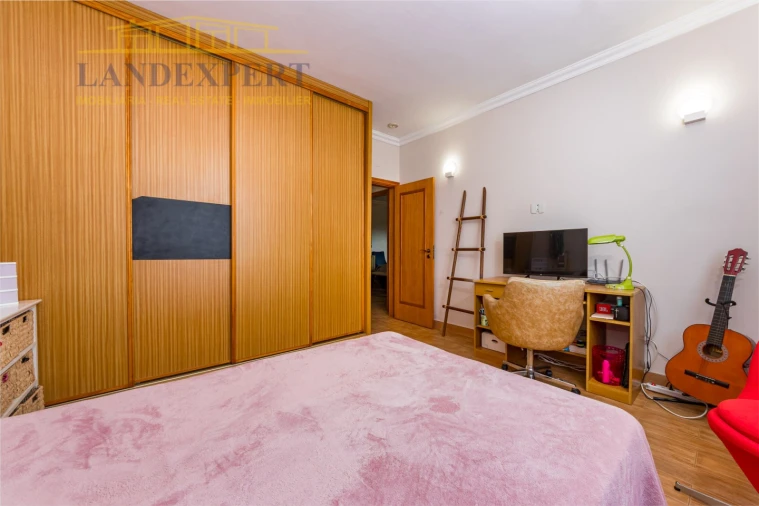 Moradia T4 para Venda em Albufeira e Olhos de Água Foto 41