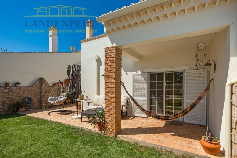 Moradia T4 para Venda em Albufeira e Olhos de Água Foto 57