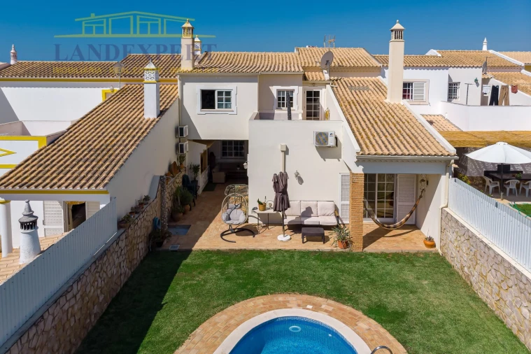 Moradia T4 para Venda em Albufeira e Olhos de Água Foto 61