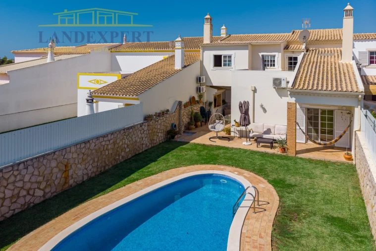 Moradia T4 para Venda em Albufeira e Olhos de Água Foto 63