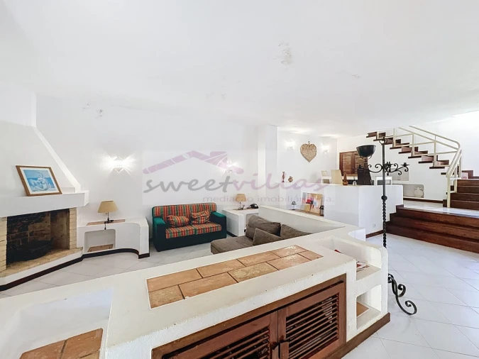 Moradia T3 para Venda em Albufeira e Olhos de Água Foto 2