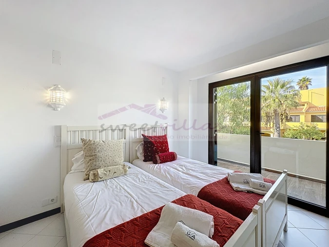 Moradia T3 para Venda em Albufeira e Olhos de Água Foto 14