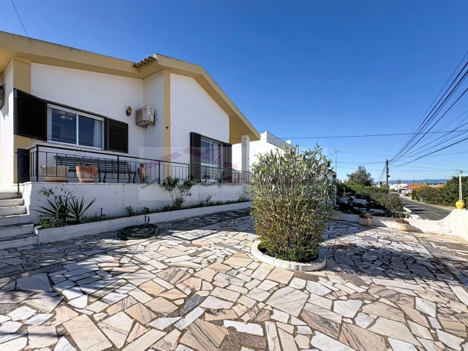 Moradia T3 para Venda em Algoz e Tunes