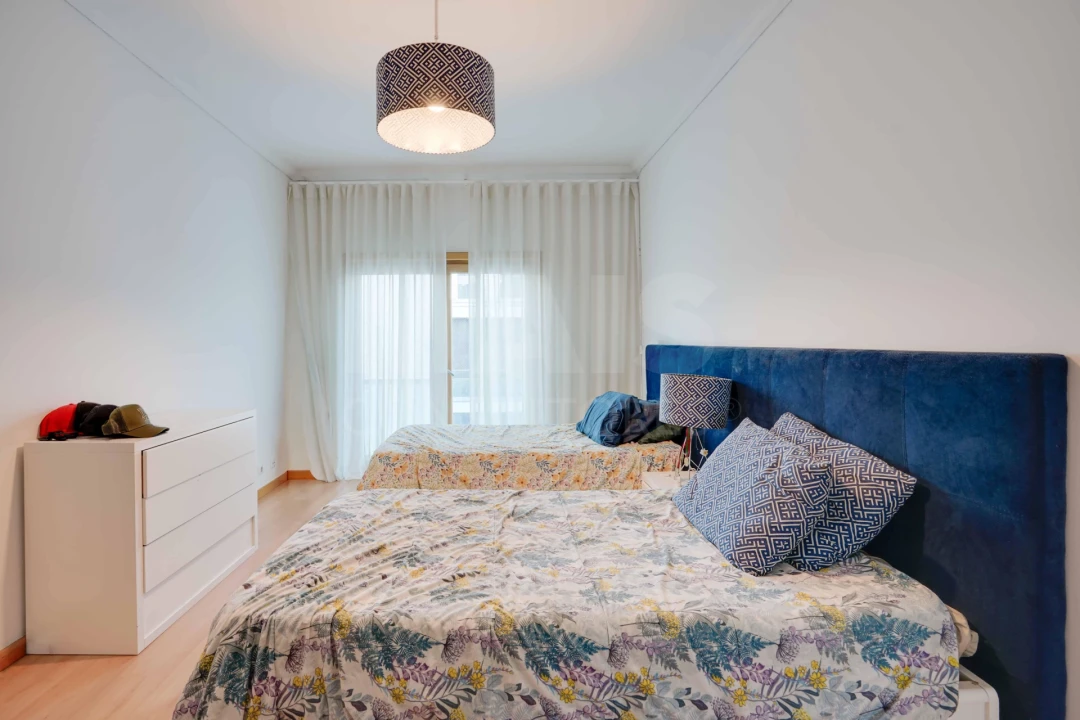 Apartamento T3 para Arrendamento em Ramada e Caneças Foto 7