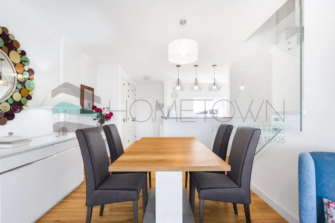 Apartamento T2 para Venda em Quarteira Foto 8