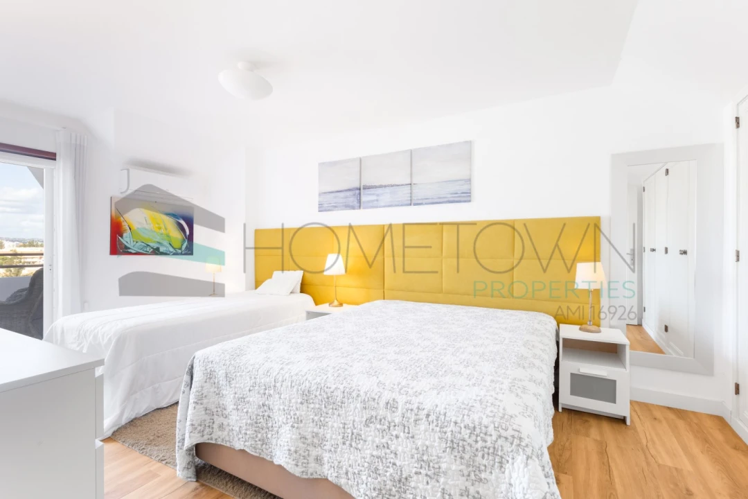 Apartamento T2 para Venda em Quarteira Foto 19