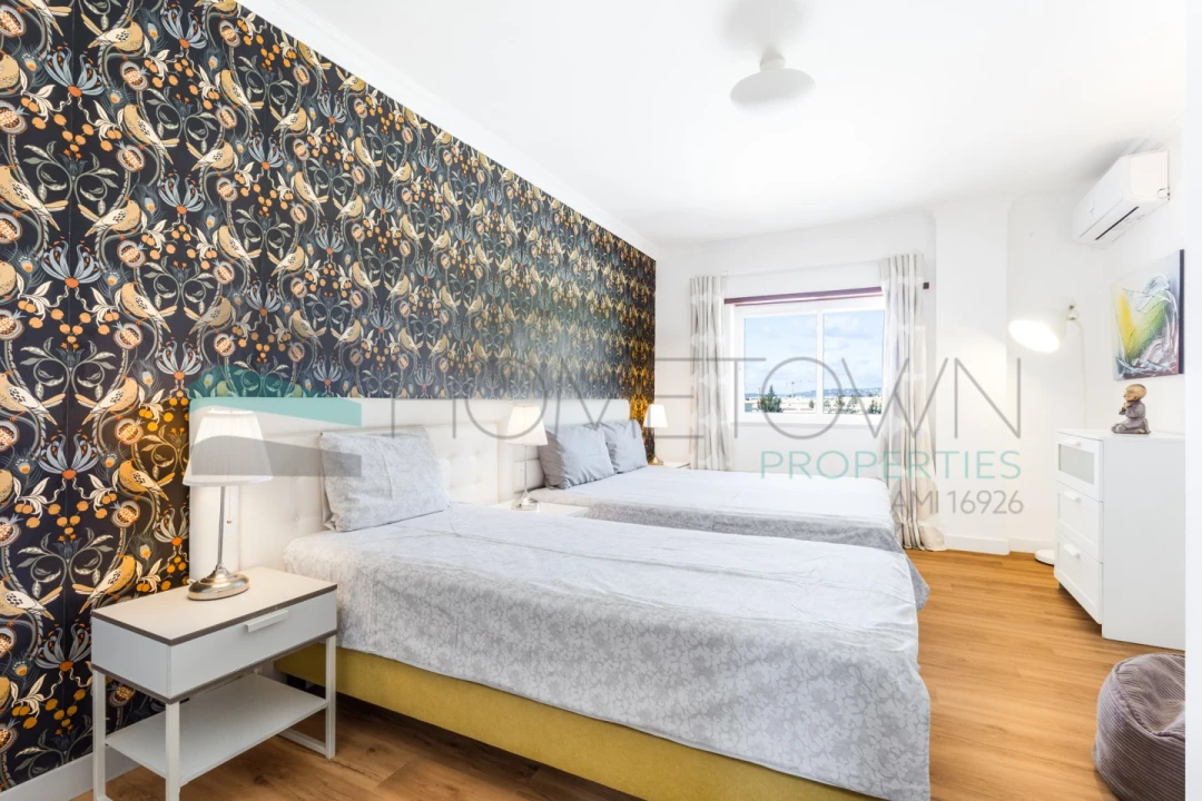 Apartamento T2 para Venda em Quarteira Foto 24