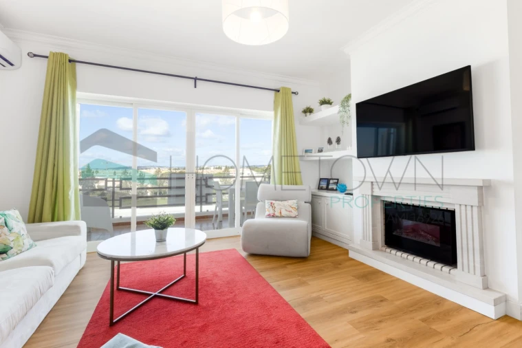 Apartamento T2 para Venda em Quarteira Foto 3