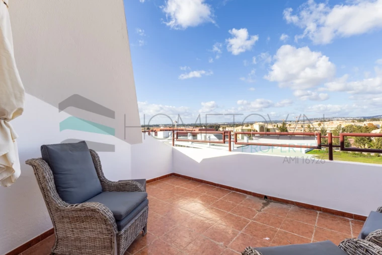 Apartamento T2 para Venda em Quarteira Foto 6