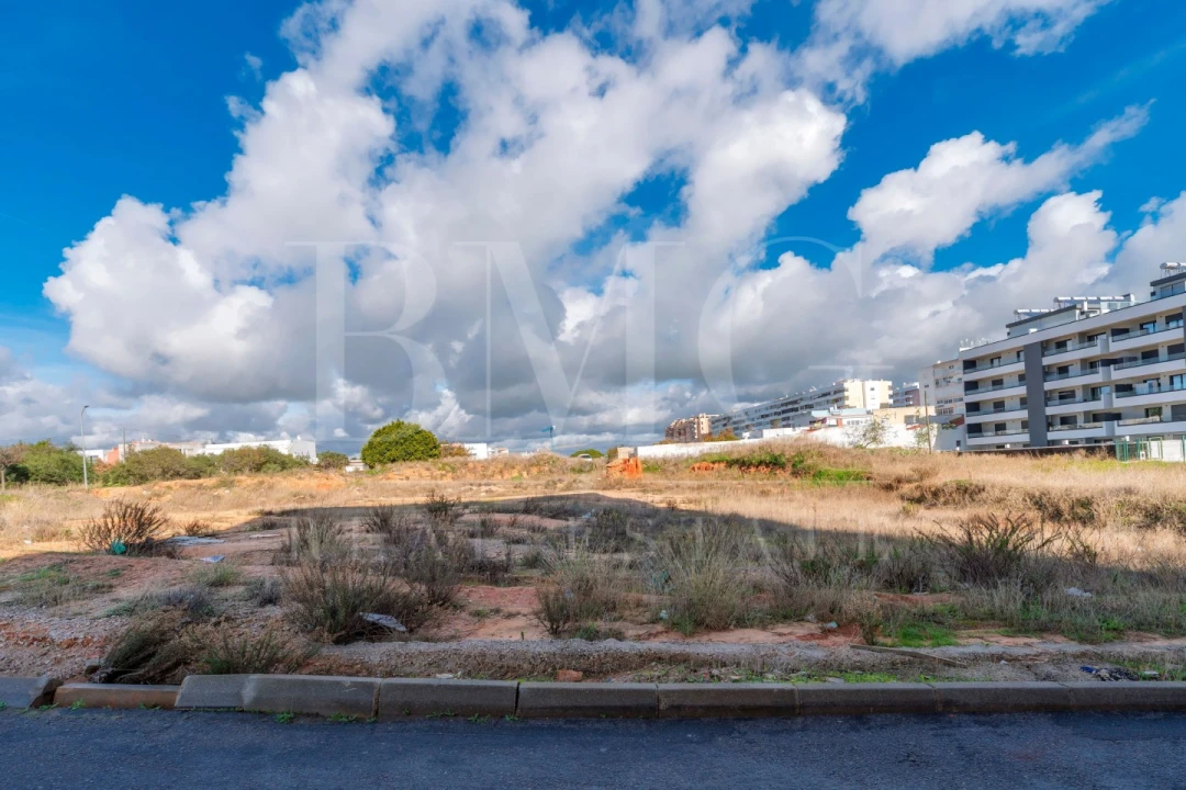 Terreno para Venda em Faro (Sé e São Pedro) Foto 3